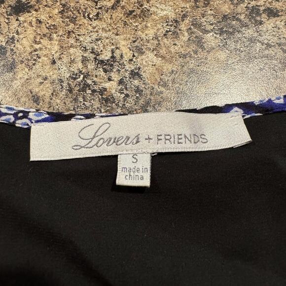 Lovers + Friends Womens Romper Floral Boho Cottage Casual Blue Black Small IZ - Picture 3 of 7